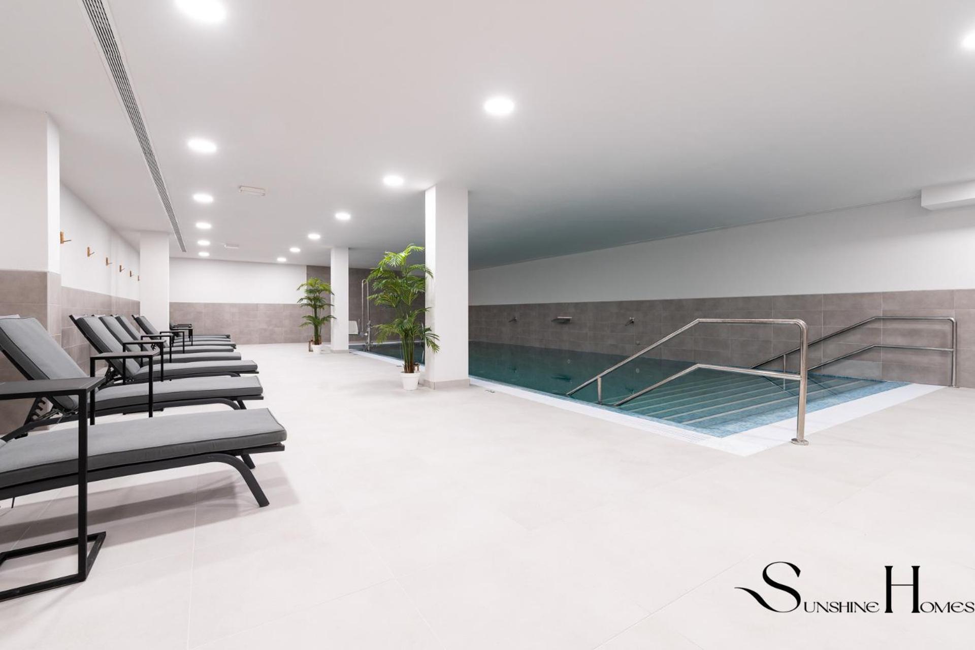 Luxury 2 Bedroom Apartment, Pools, Sauna, Gym & More มีฆาส กอสตา ภายนอก รูปภาพ